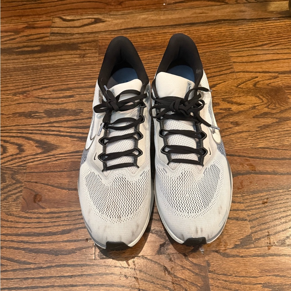 Nike men’s zoom Pegasus size 14. Excellent condition. Worn only a few times. - Picture 4 of 8